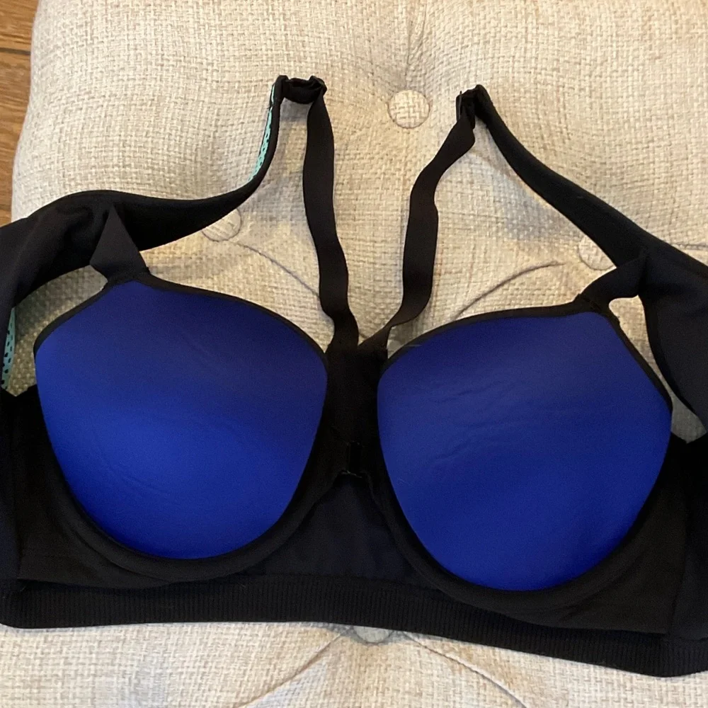 VSX Teal and Black Front-Zip Sports Bra